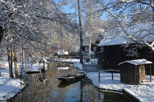 Spreewaldkahn im Winter