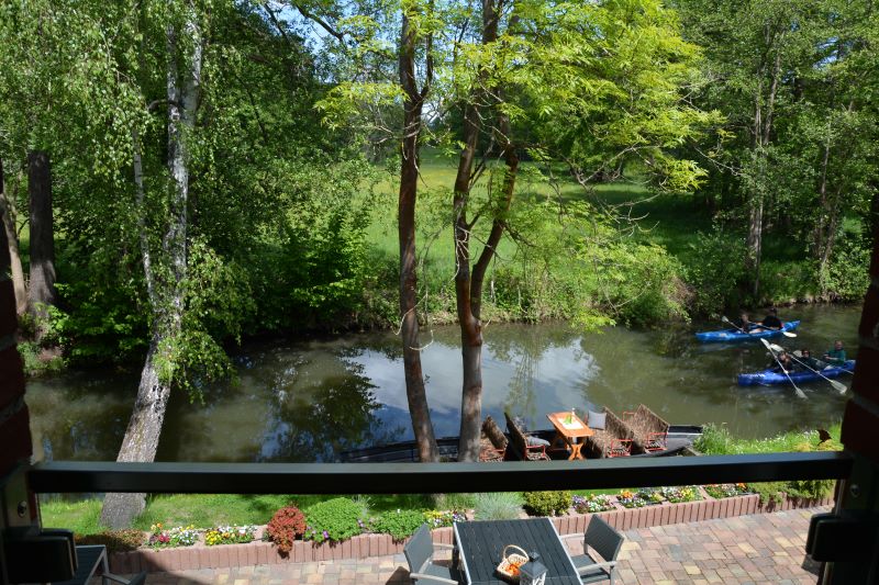 Ausblick auf das Wasser in der Ferienwohnung Strohkammer