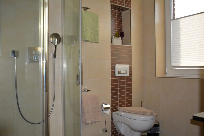 Bad in der Ferienwohnung Kahnschuppen