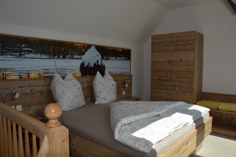 Doppelbett in der Ferienwohnung Wiesenblume